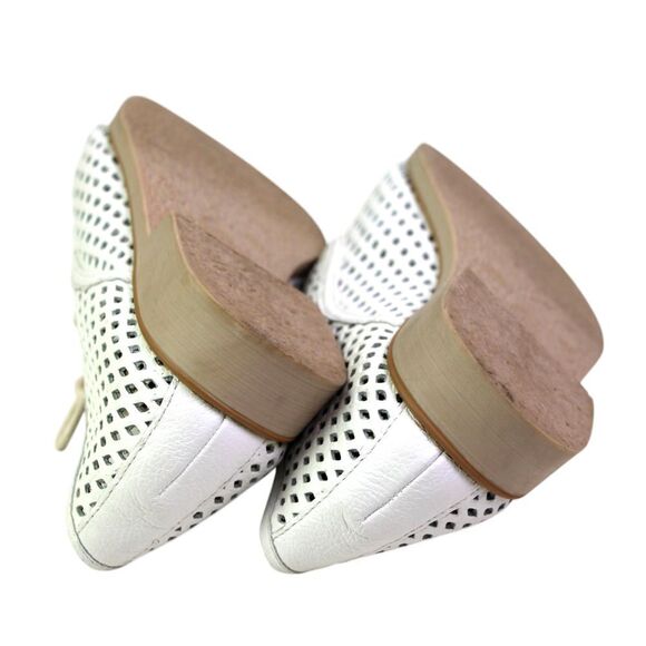 Chelsea Crew PERFORATED WHITE LEATHER LACE UP FLAT ROUND TOE OXFORD SHOES Sz 8 - Picture 11 of 12